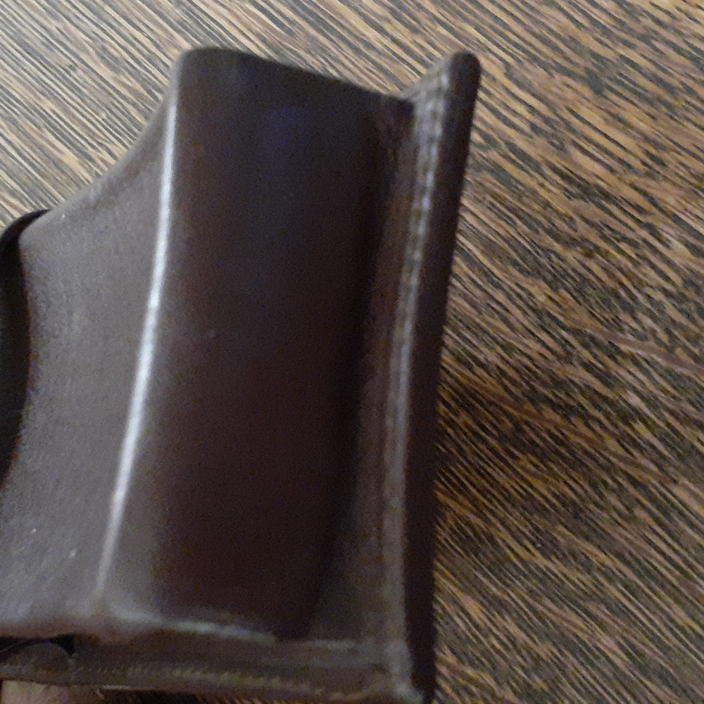 BURBERRY LIPSTICK /CIGARETTE HOLDER CASE - Picture 9 of 12